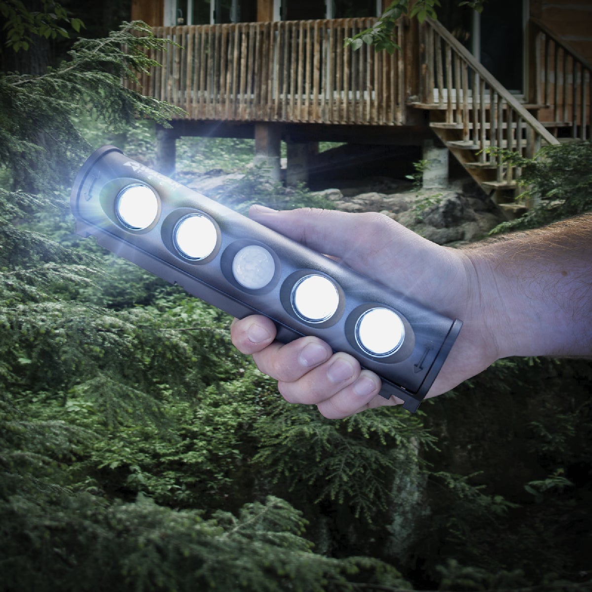 Wagan Tech Black Motion Activated Dusk To Dawn 1000 Lm. Solar Wall Shed Light Image 7