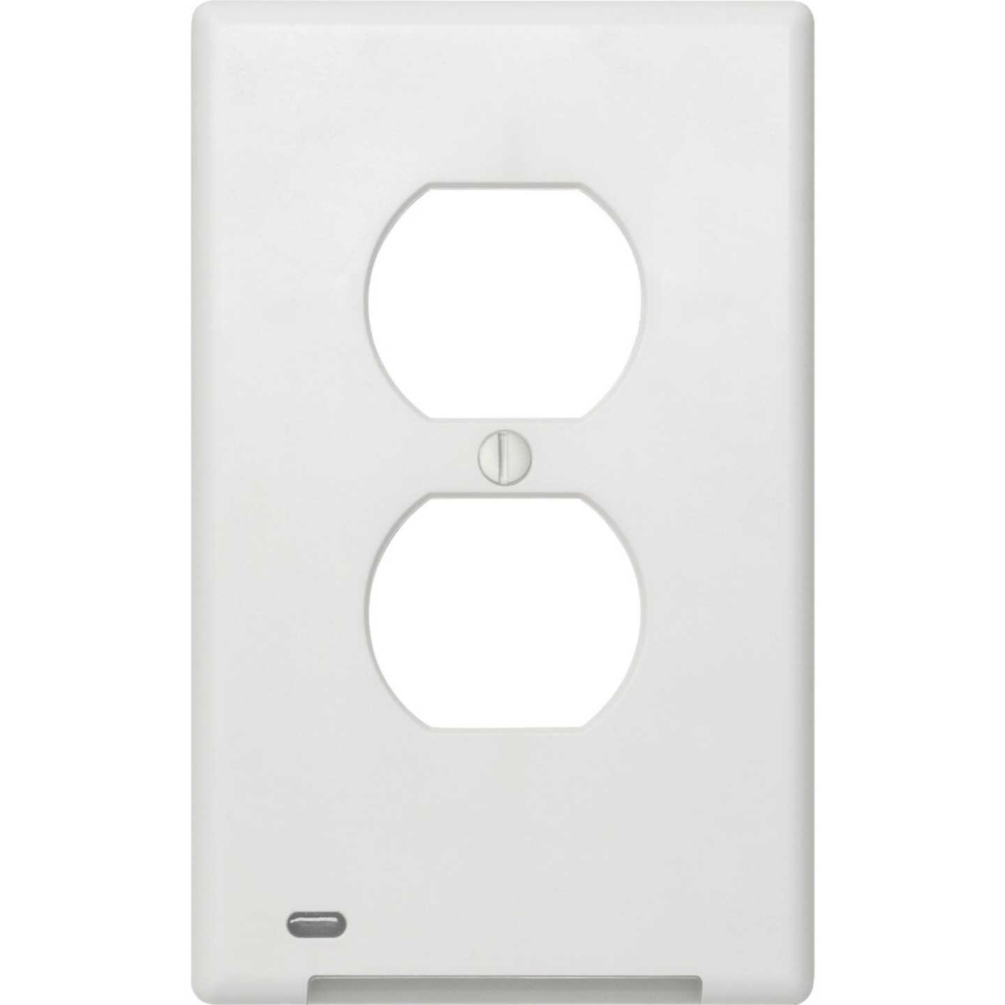 Westek LumiCover 1-Gang Plastic Nightlight Outlet Wall Plate, White Image 1