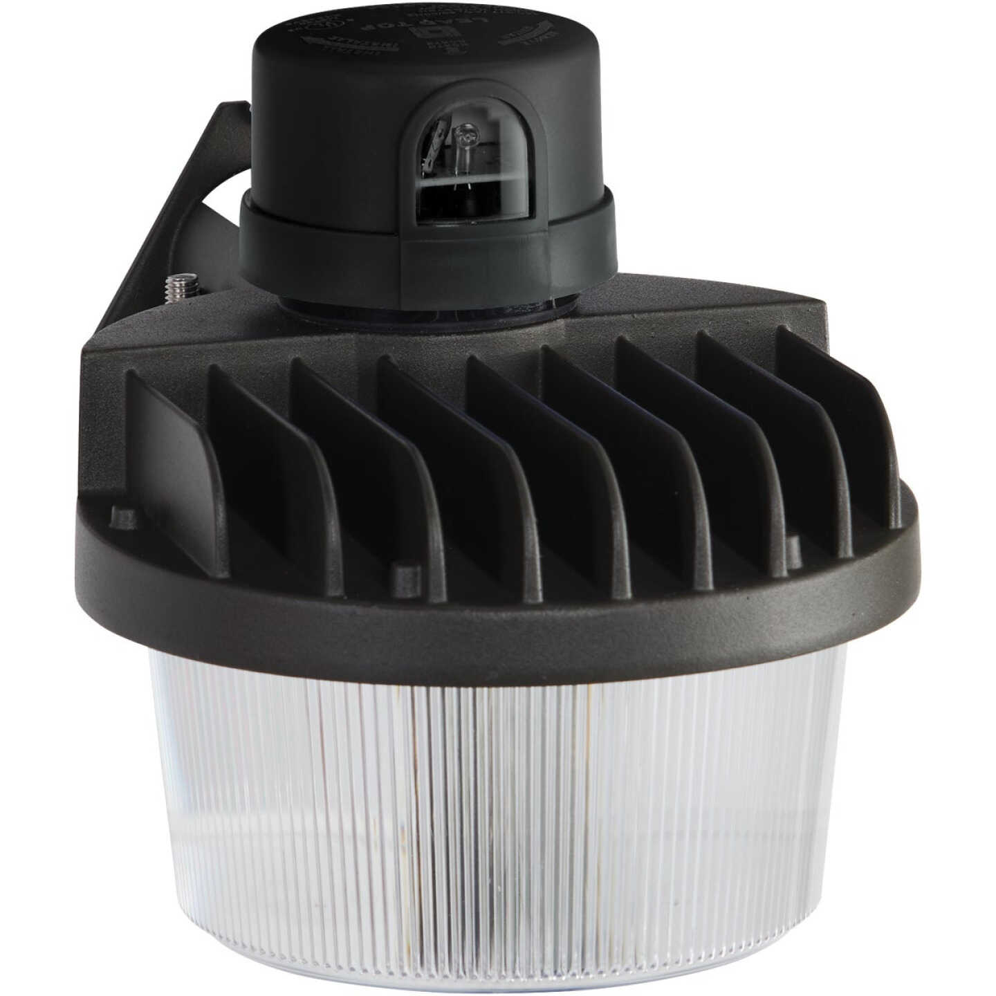 Dusk to Dawn LED Outdoor Area Light, 4322 Lm. Image 3