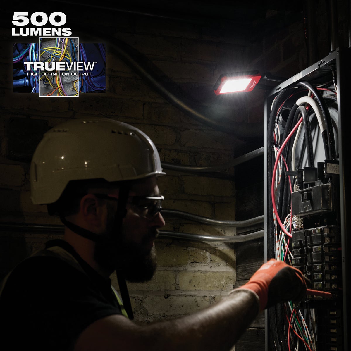 Milwaukee 500 Lm. LED Rechargeable Low-Profile Magnetic Task Light Image 6