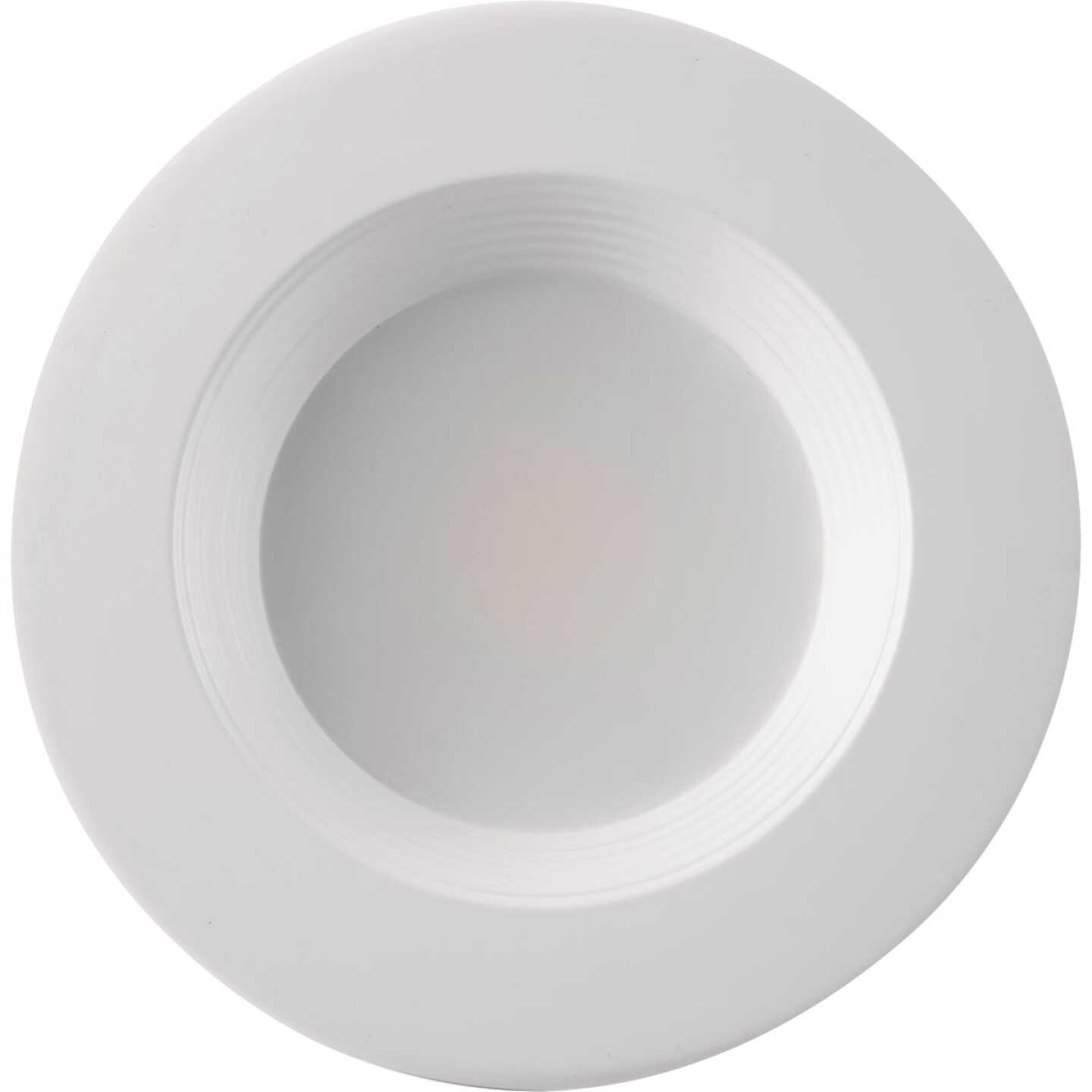5 In./6 In. Retrofit IC Rated White LED CCT Tunable Downlight with Baffle Trim, 1100 Lm. Image 4