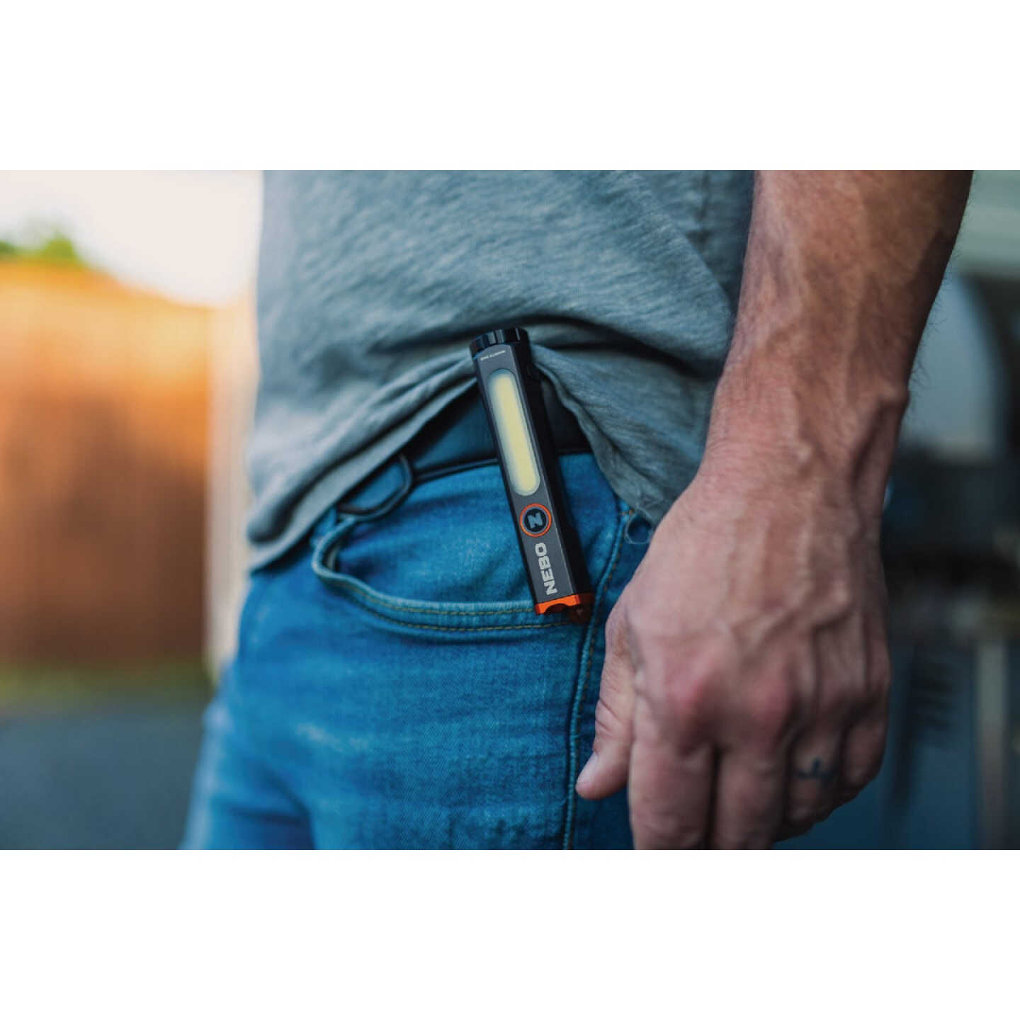 Nebo Mini Larry 500 LED Rechargeable Compact Flashlight & Worklight Image 2