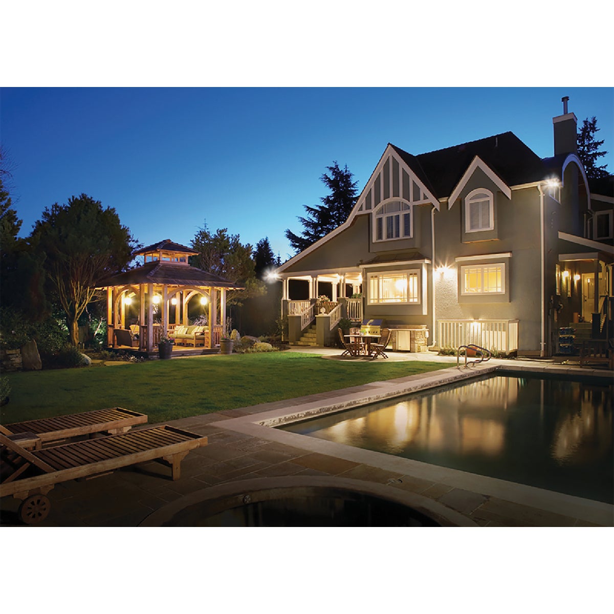 Halo Black Motion Sensing Dusk To Dawn Incandescent Floodlight Fixture Image 4