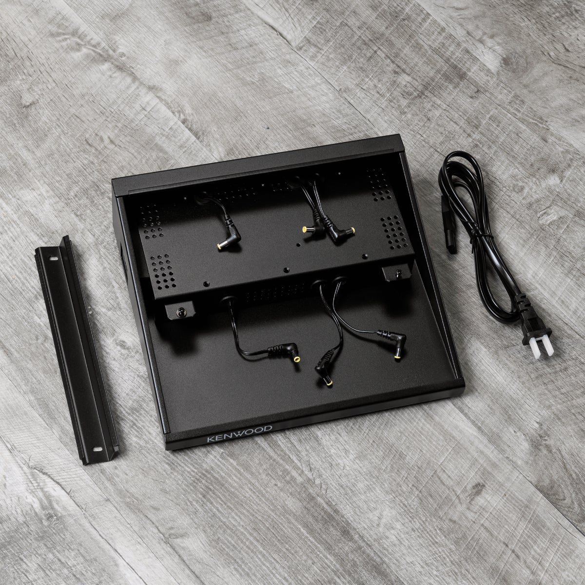 Kenwood NX-P1000 6-Unit 2-Way Radio 6-Unit Charger Adapter Image 2