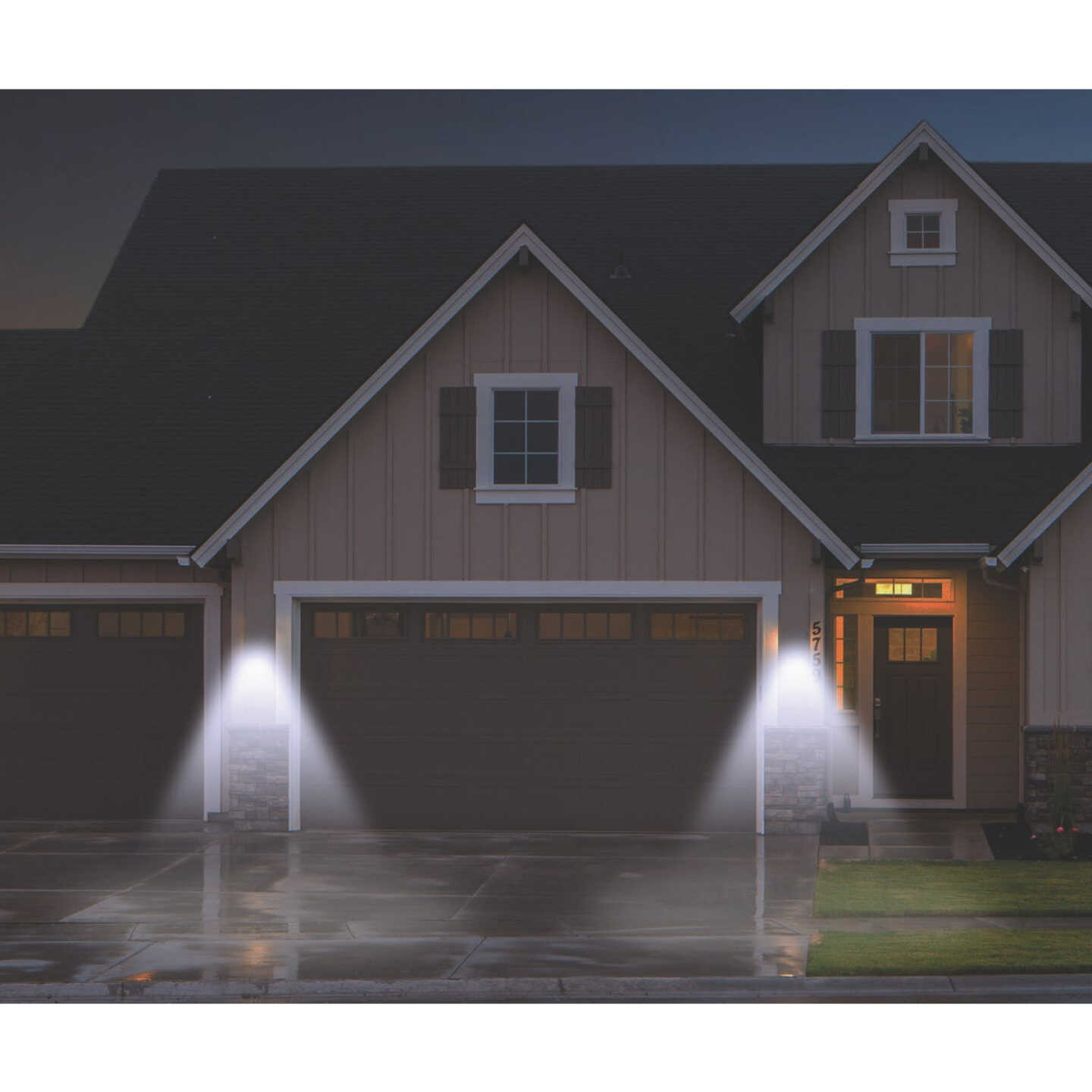 Wagan Tech White Motion Activated Dusk To Dawn 2000 Lm. Solar Wall Light Image 4