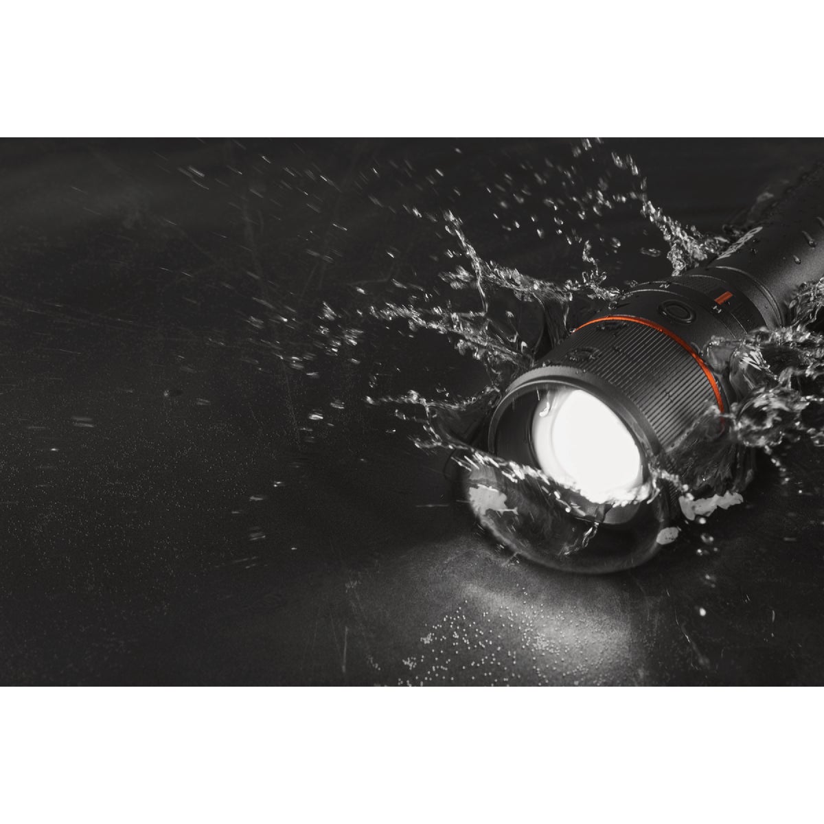 Nebo DaVinci LED Rechargeable Flashlight with Power Bank Image 5