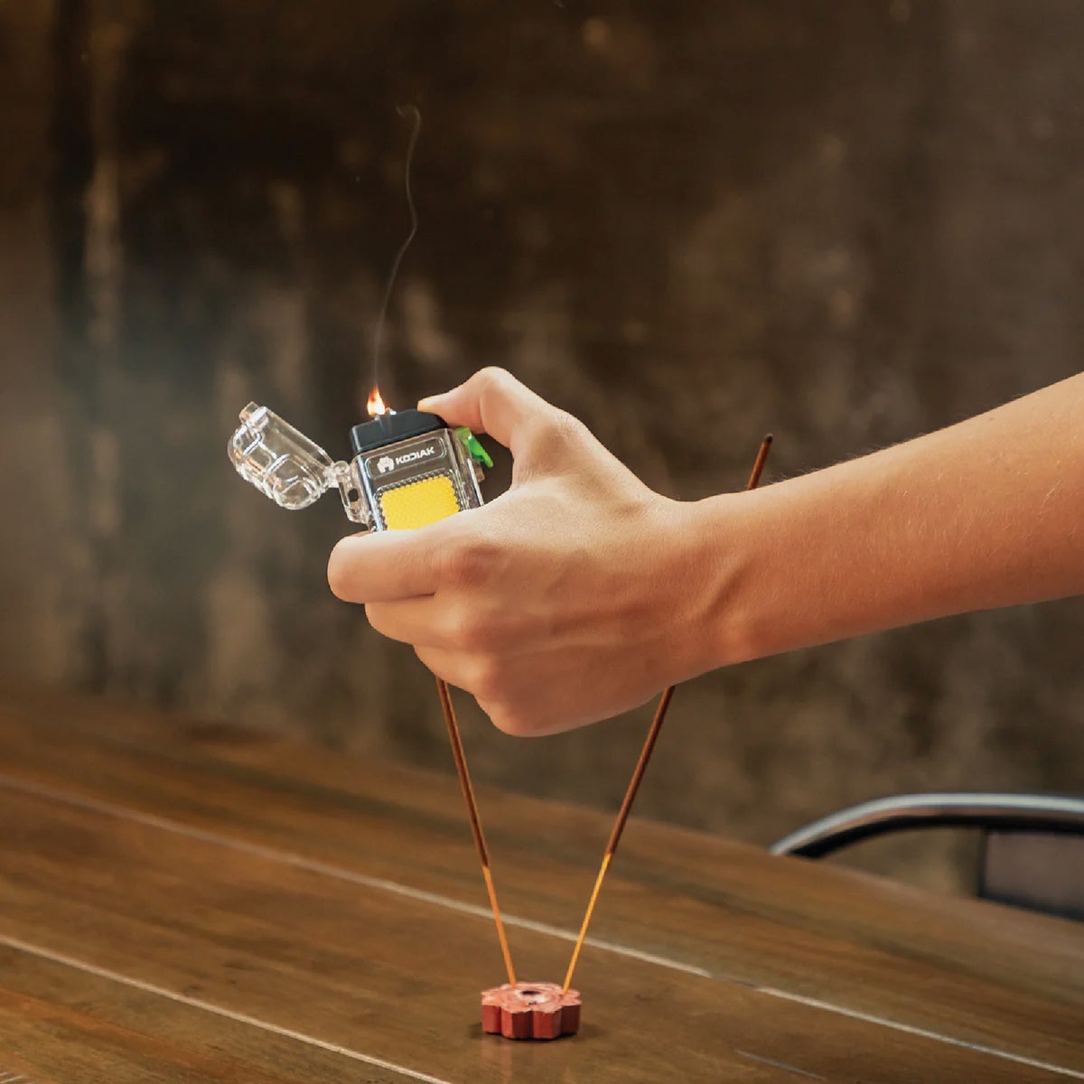 Kodiak Mini Rechargeable Plasma Lighter with COB LED Task Light Image 7