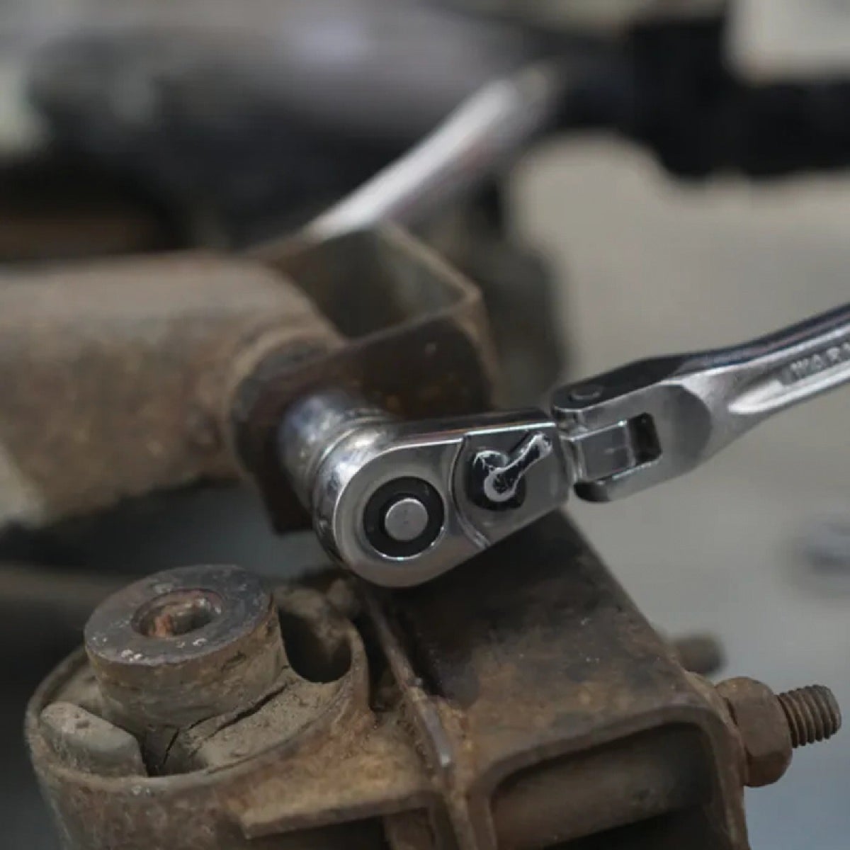 CRC Freeze-Off 11.5 Oz. Aerosol Penetrant Image 4