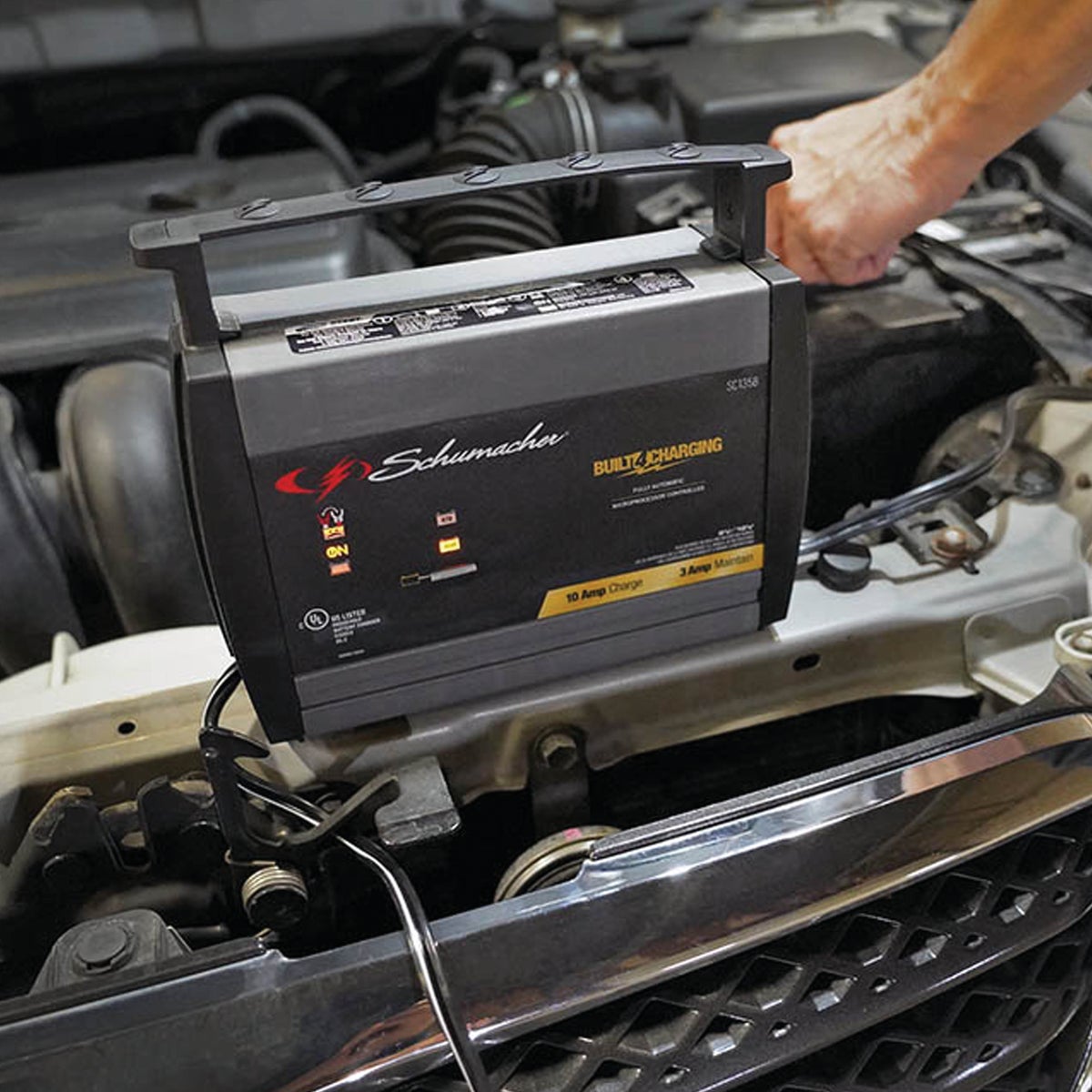  Schumacher Automatic 6V and 12V 10A Automotive and Marine Battery Charger Image 5