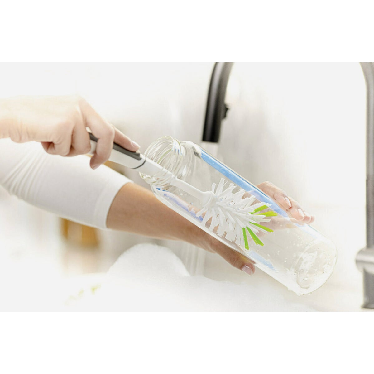 Scotch-Brite Glass Brush Image 2