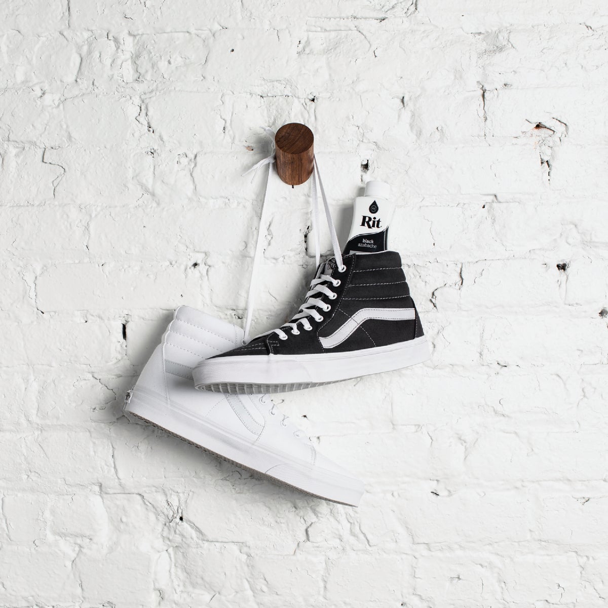 Rit Black 8 oz Liquid Dye Image 2