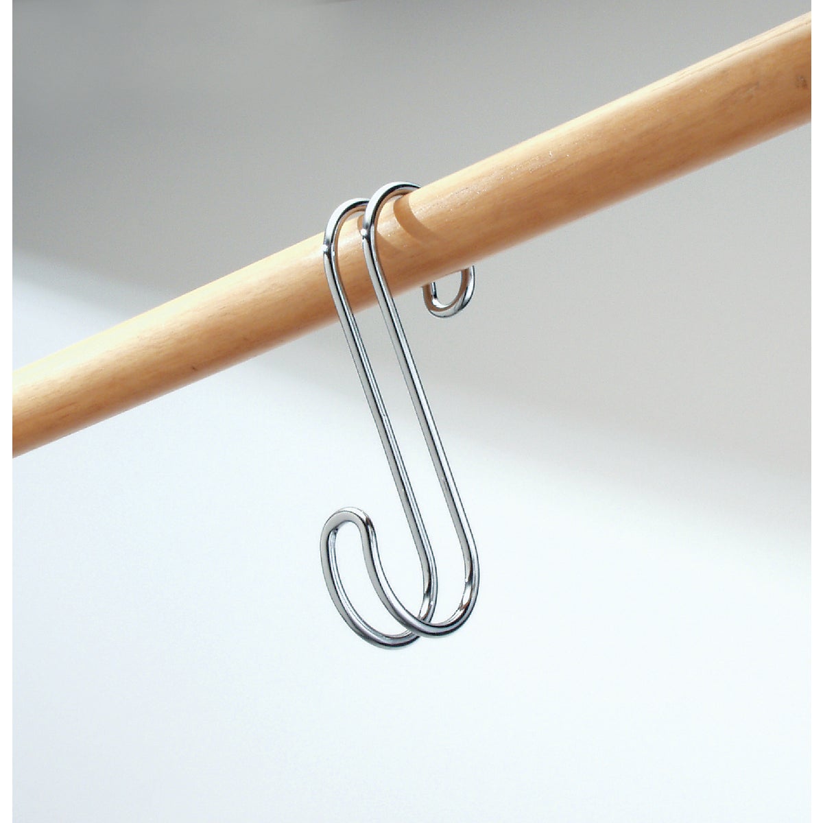 iDesign Classico Chrome Closet Rod S-Hook Image 2