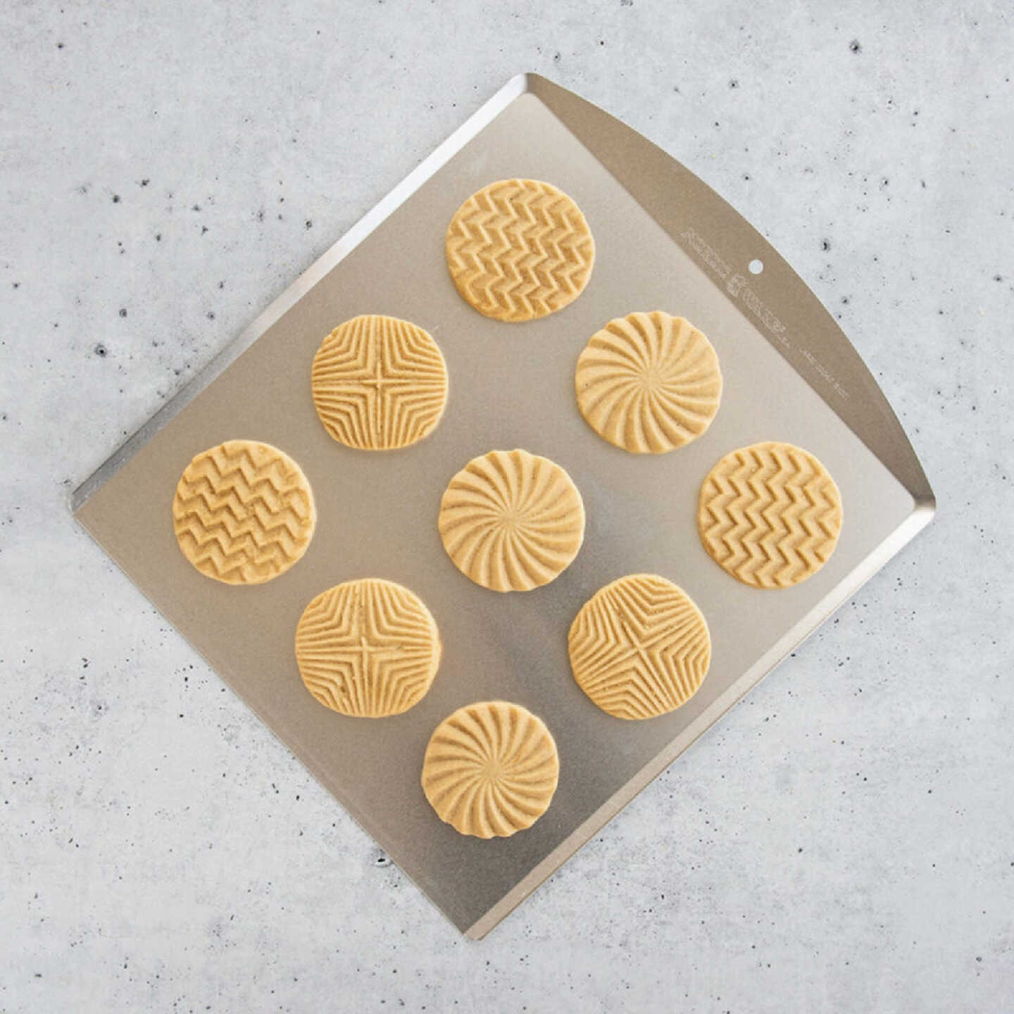 NordicWare Naturals 13 In. x 14 In. Classic Large Cookie Sheet Image 3
