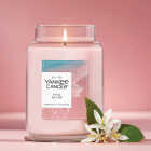 Yankee Candle 22 Oz. Pink Sands Large Jar Candle Image 4
