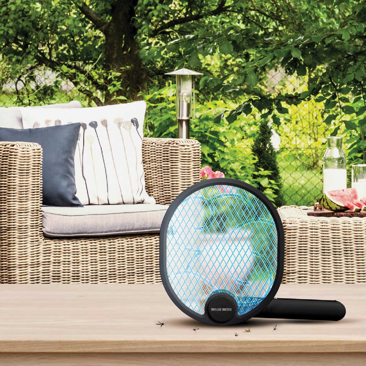 Magic Mesh 2-in-1 Bug Zapper and Swatter Image 2