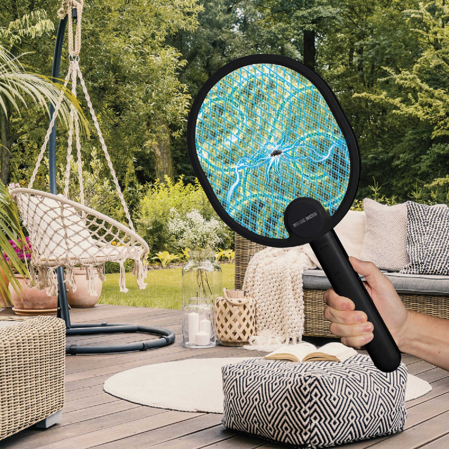 Magic Mesh 2-in-1 Bug Zapper and Swatter Image 3