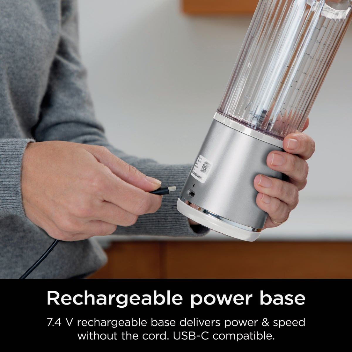 Ninja Blast 16 Oz. White Portable Blender Image 4