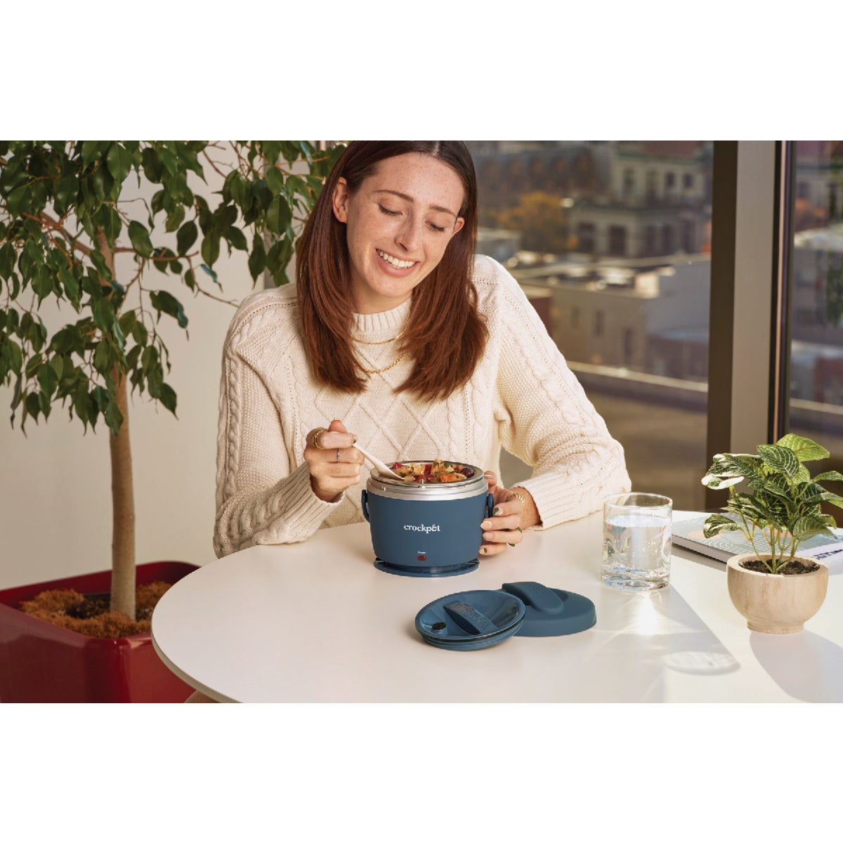 Crock-Pot Lunch Crock 20 Oz. Blue Food Warmer Image 3