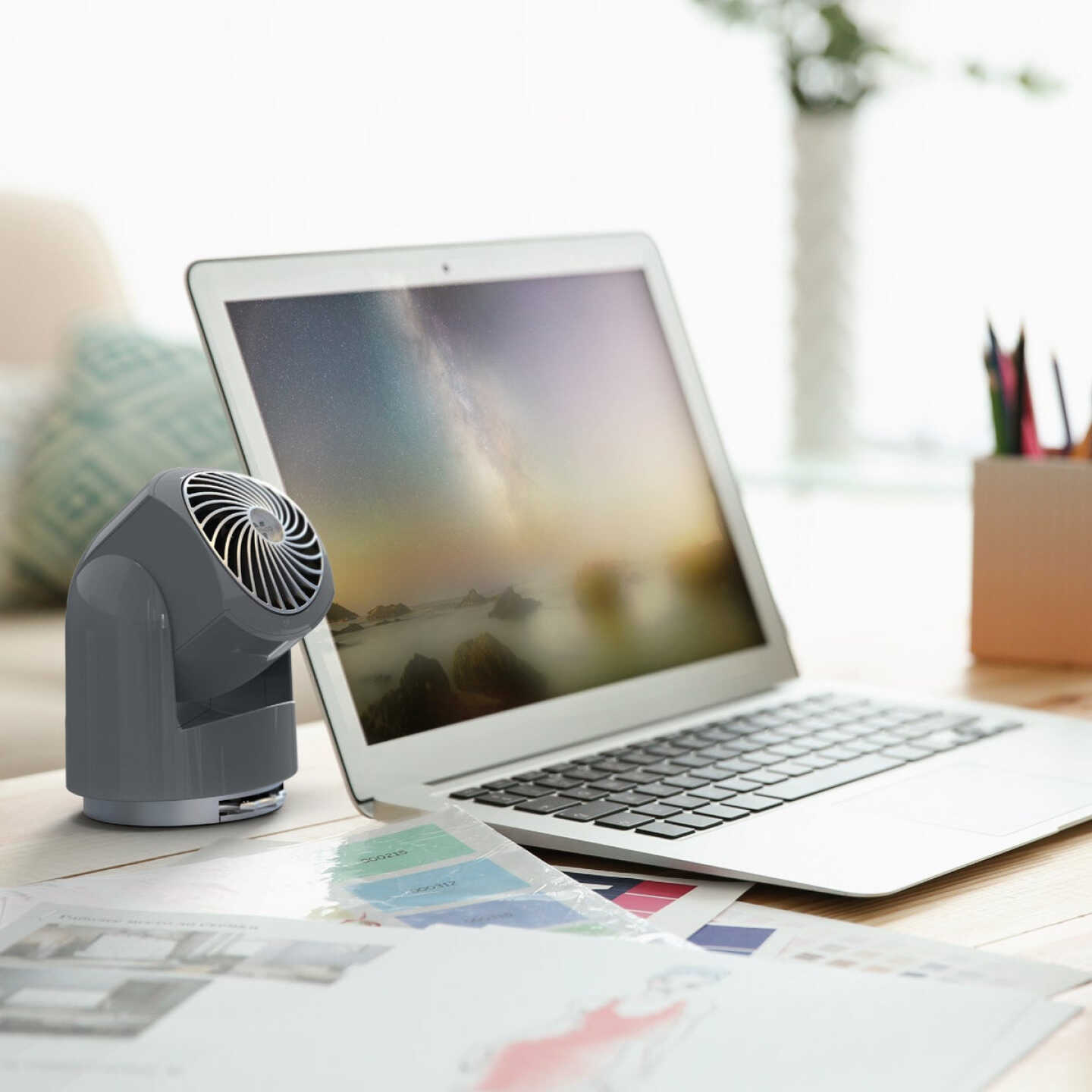 Vornado FLIPPI V6 Personal Air Circulator Image 2