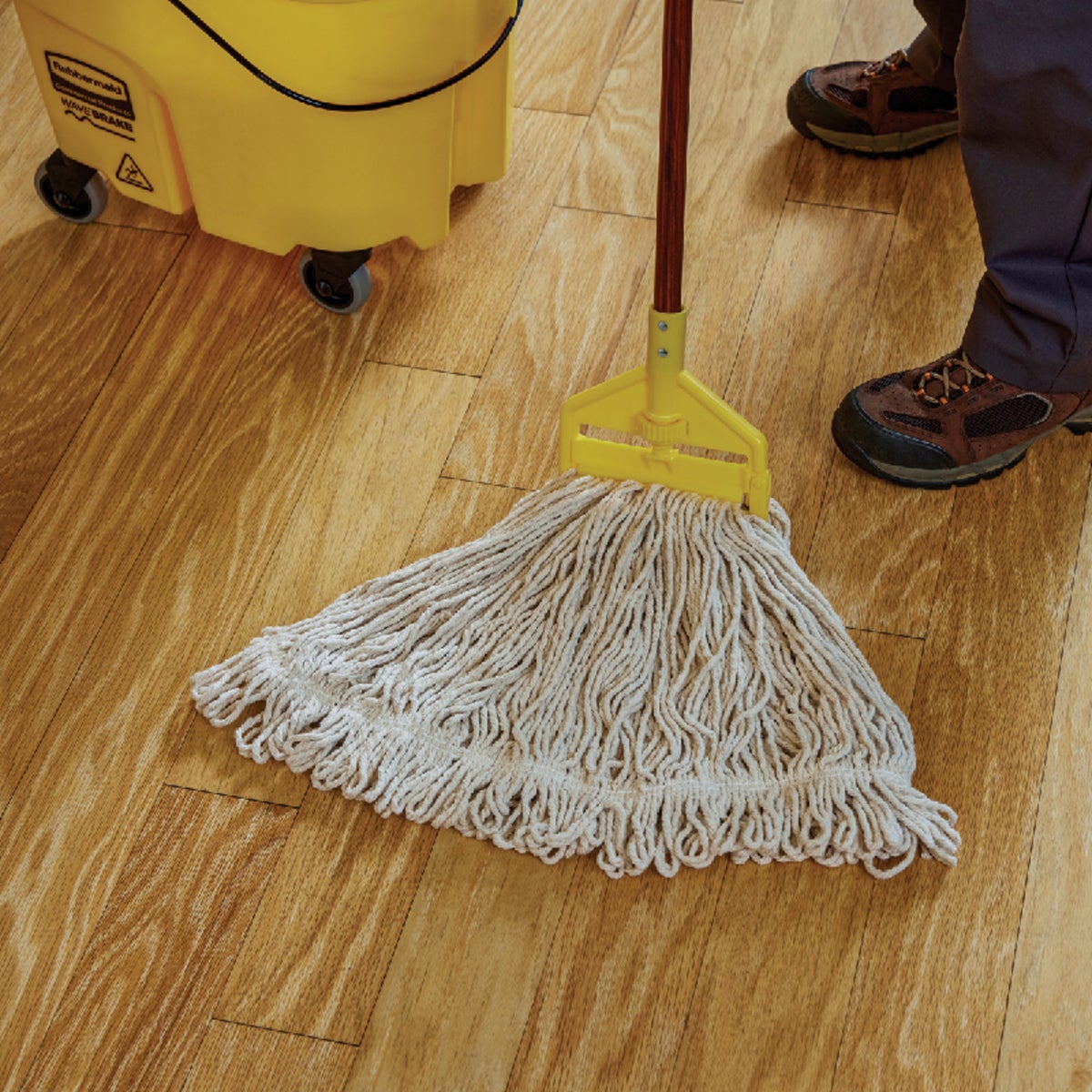 Rubbermaid Commercial #24 Loop-End Cotton Mop Refill (2-Pack) Image 2