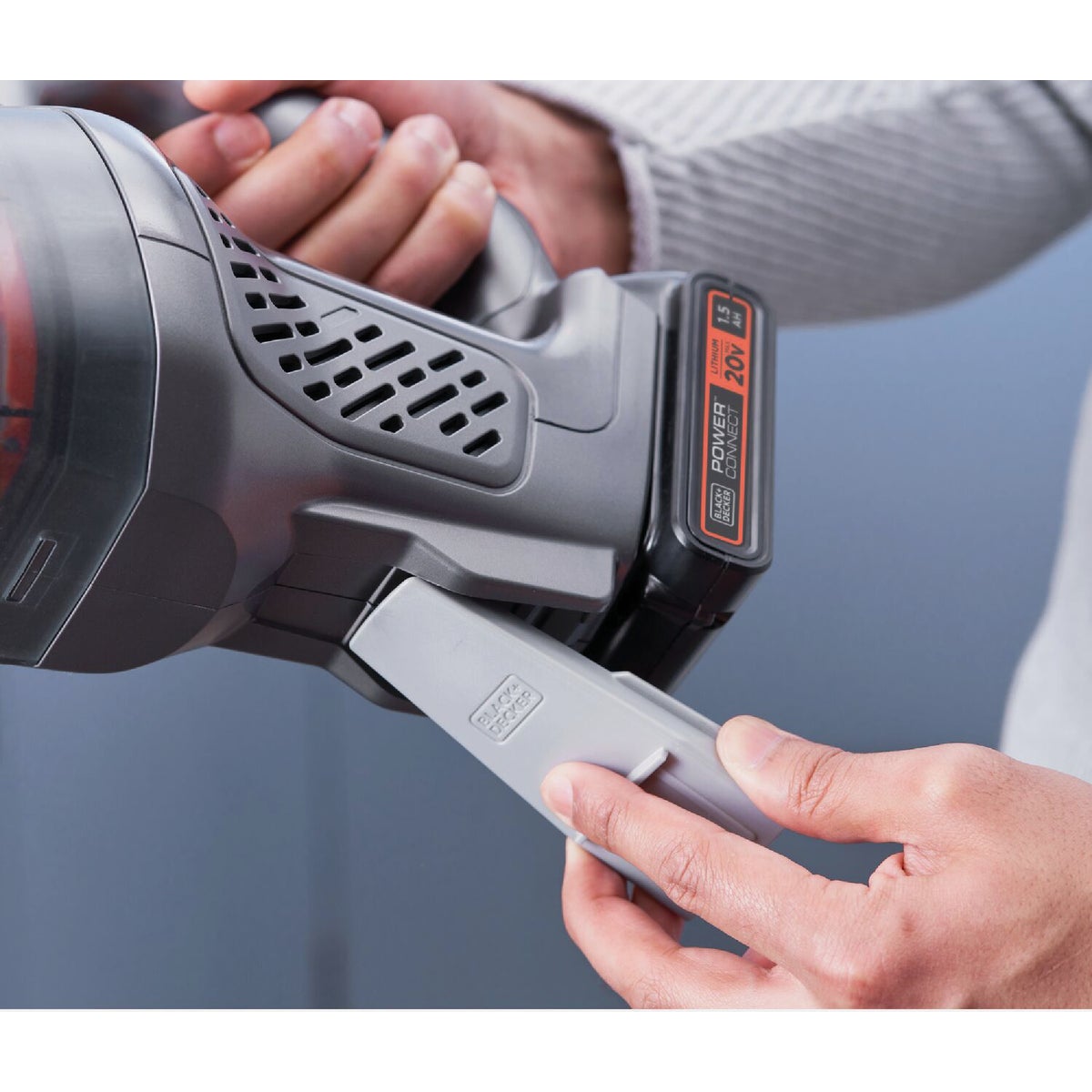 Black & Decker PowerConnect Cordless Handheld Vacuum Image 6