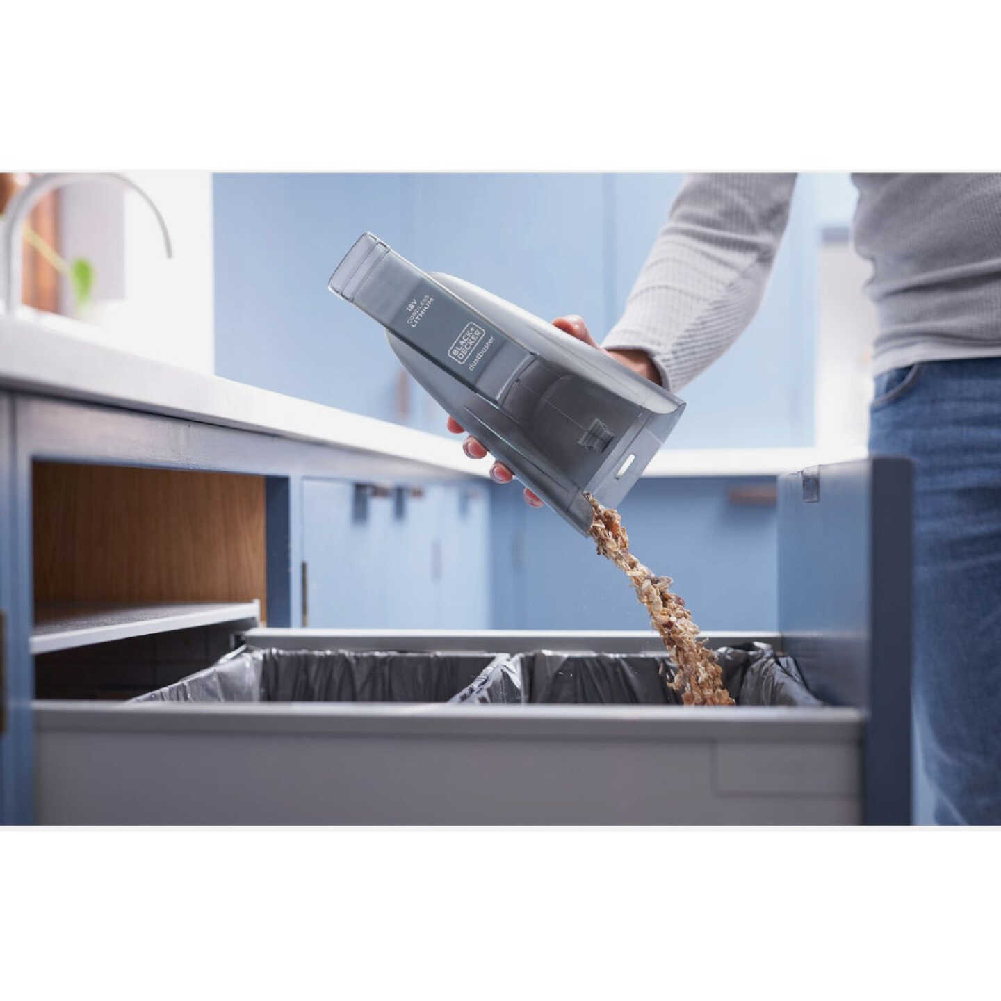 Black & Decker PowerConnect Cordless Handheld Vacuum Image 5