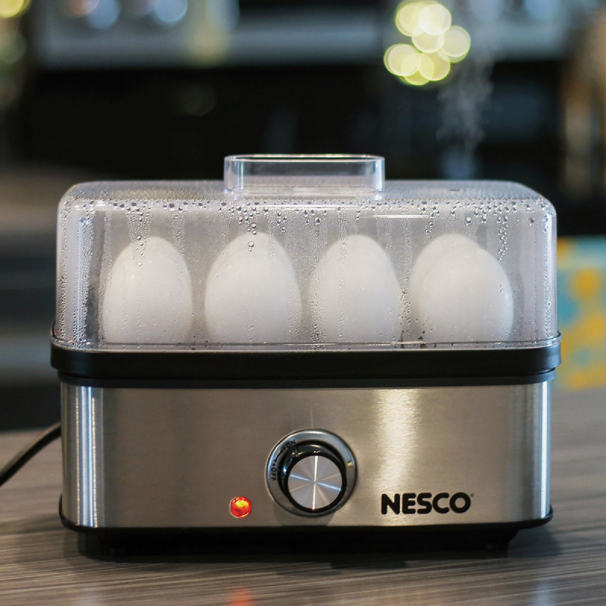 Nesco Deluxe Egg Cooker Image 2