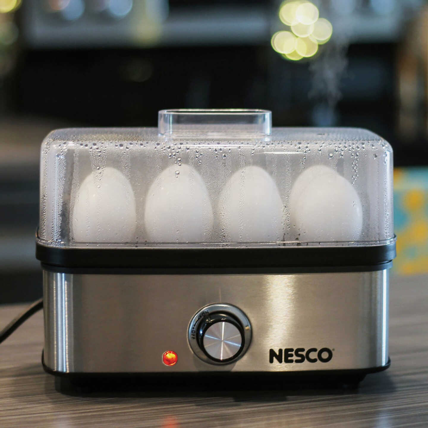 Nesco Deluxe Egg Cooker Image 2