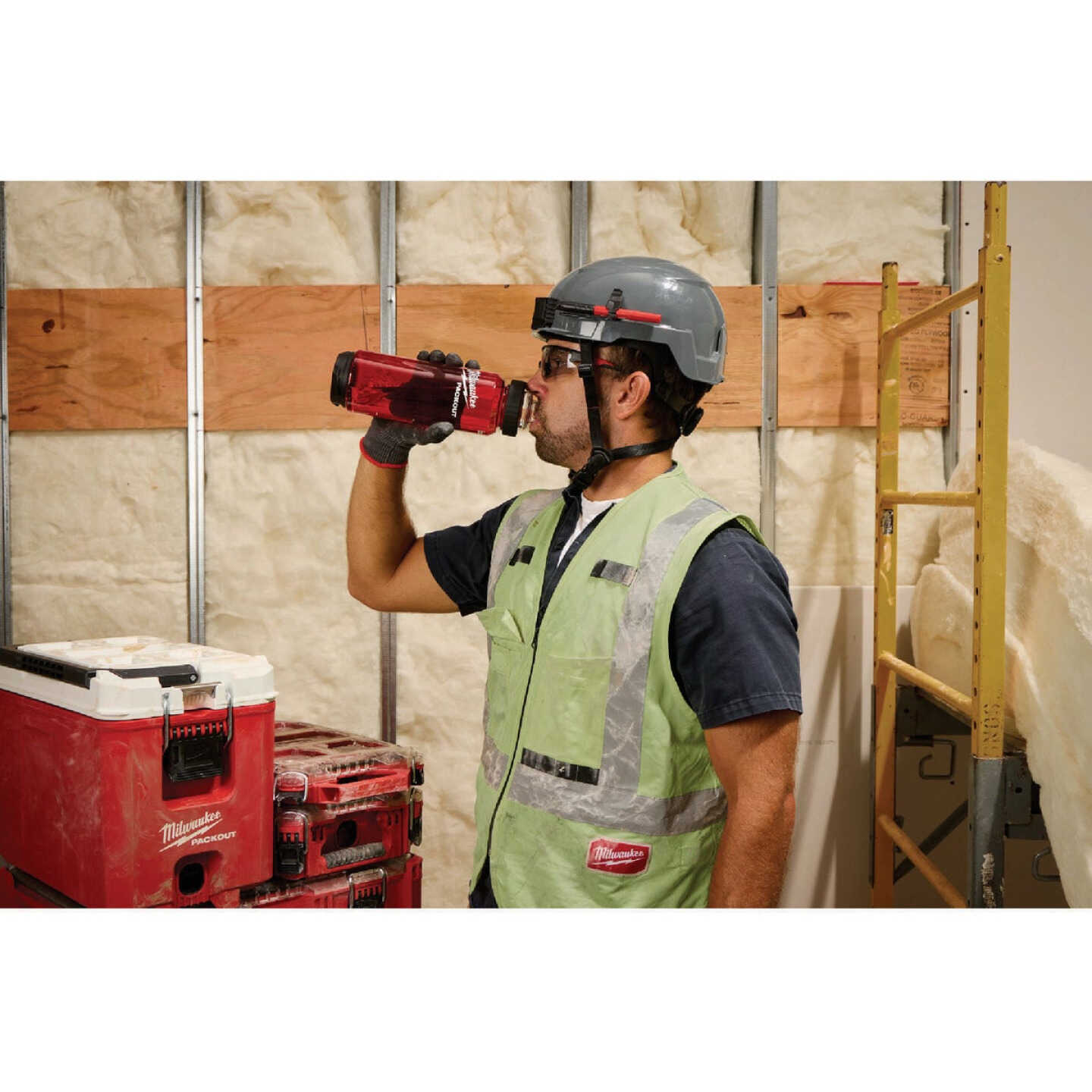 Milwaukee Chug Lid for PACKOUT Bottles Image 4