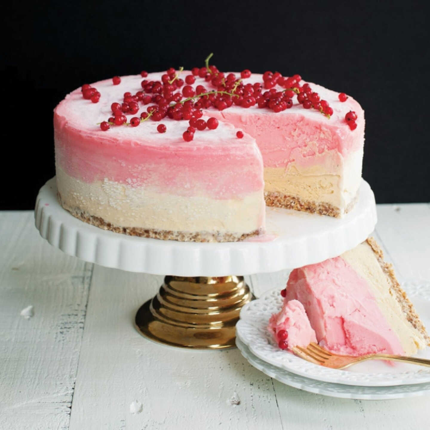 Nordic Ware 9 In. Springform Cake Pan Image 3