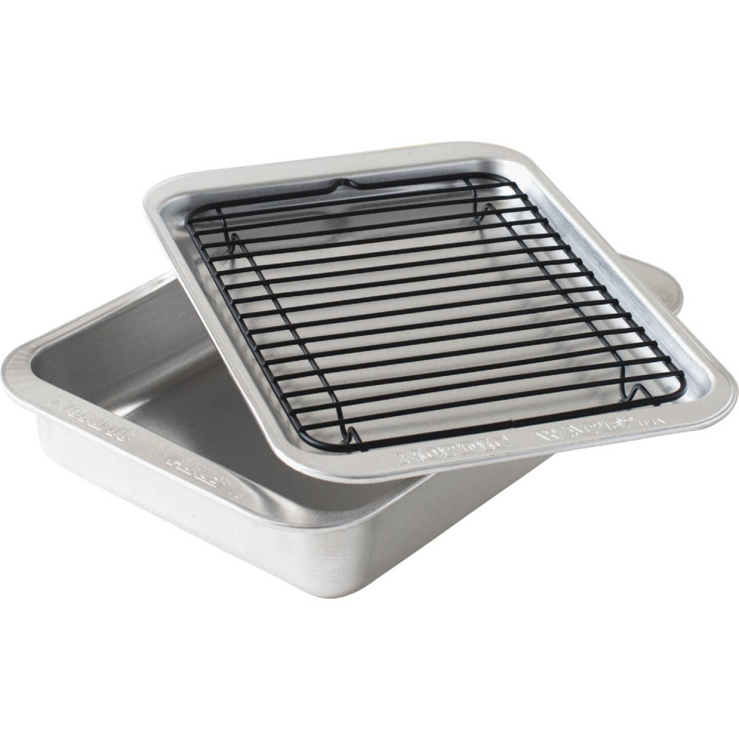 Nordic Ware Naturals Compact Ovenware Set (3-Piece) Image 3