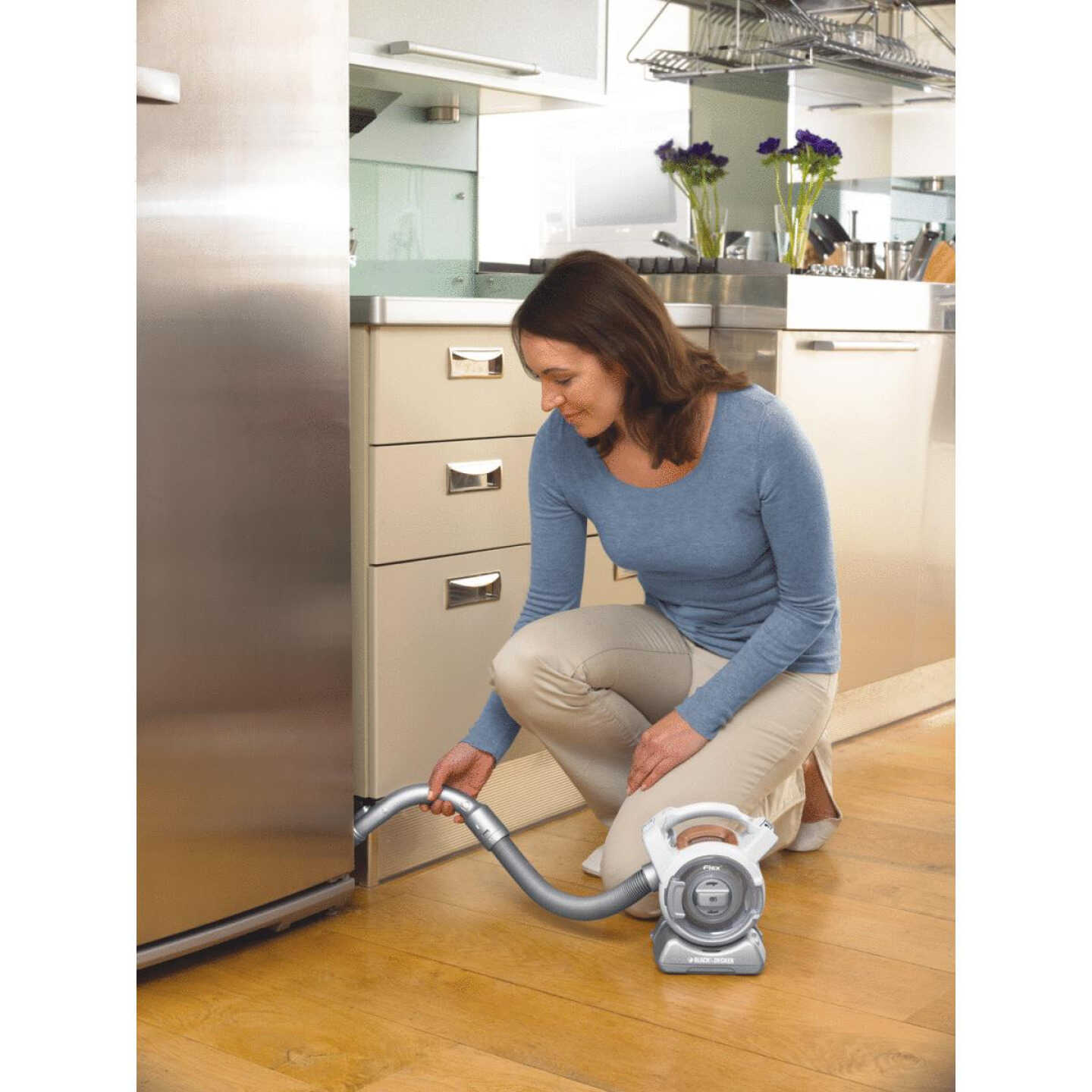 12V FLEX HAND VAC Image 8