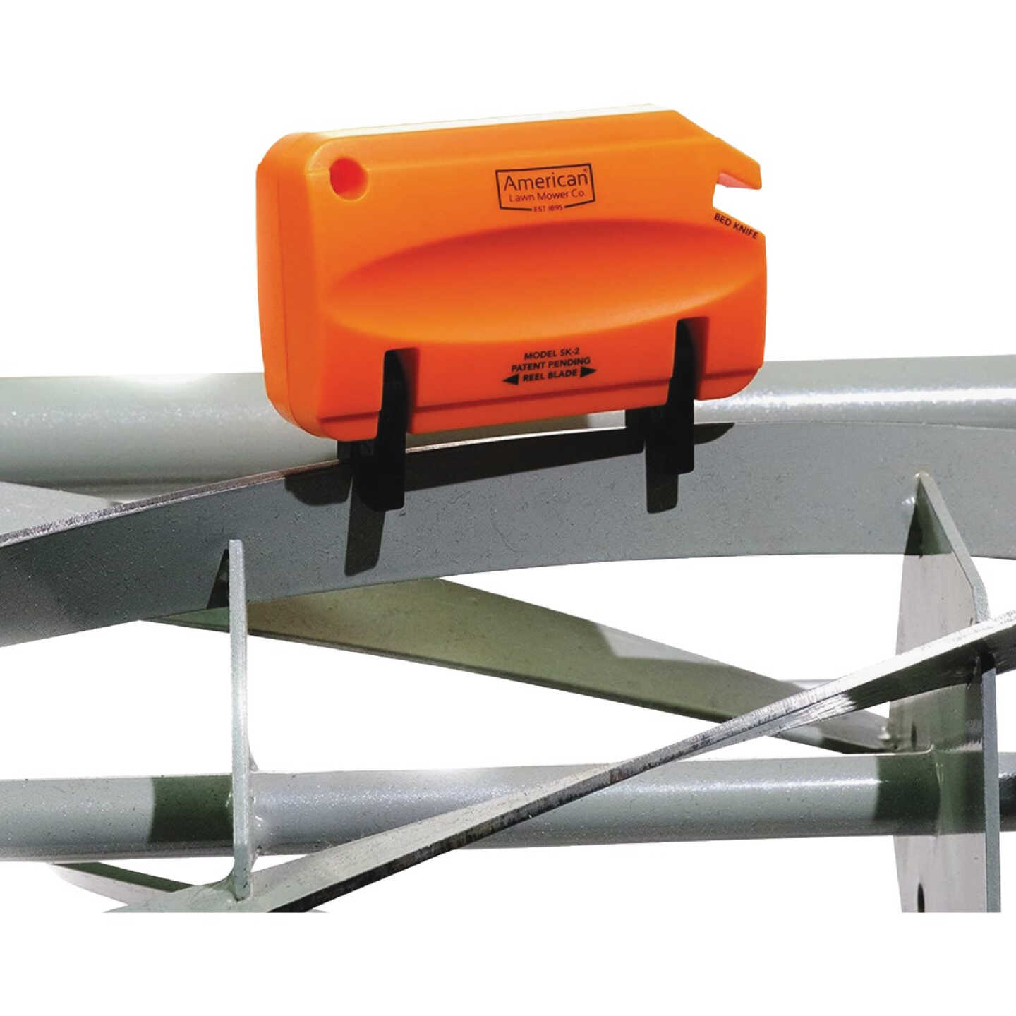 Milwaukee PACKOUT 18 Oz. Insulated Mug with Sip Lid, Red Image 1