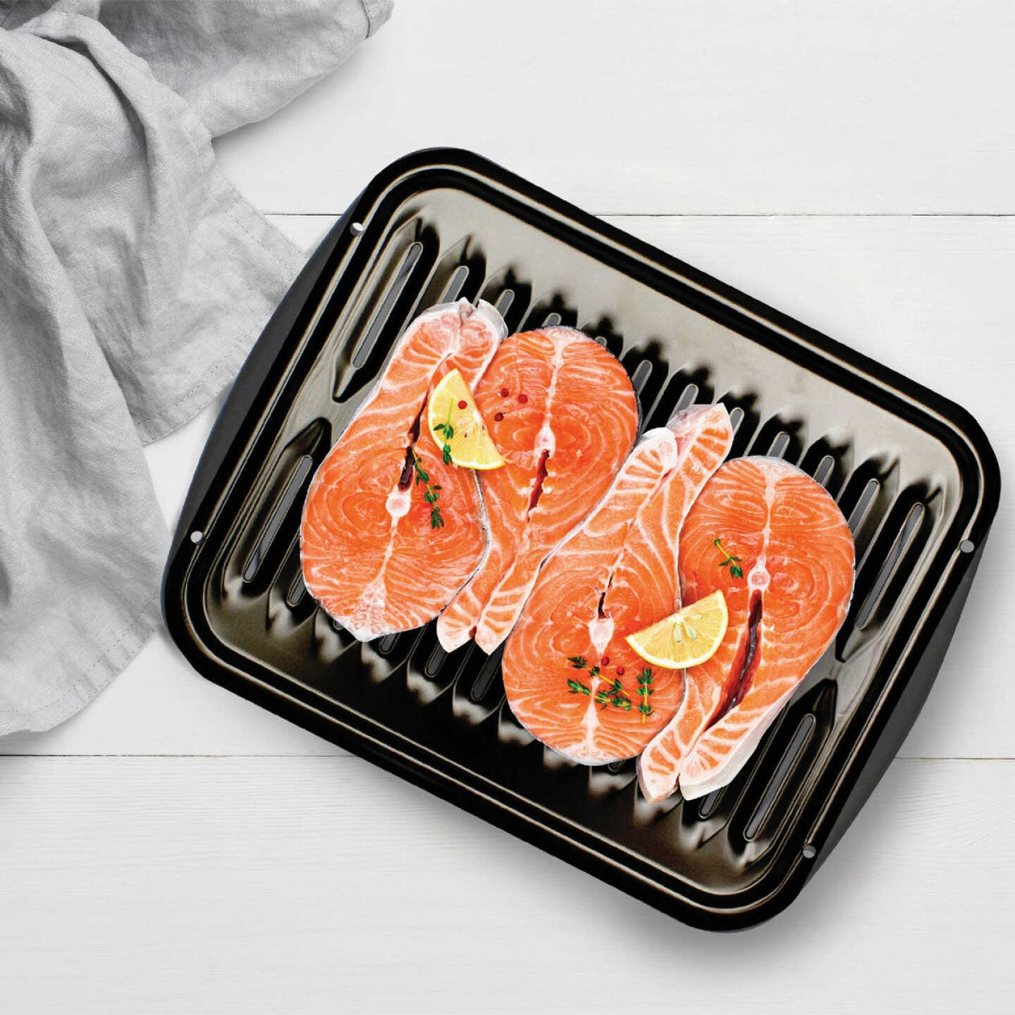 Range Kleen Black Porcelain Air Fry, Bake and Broil Pan Image 2