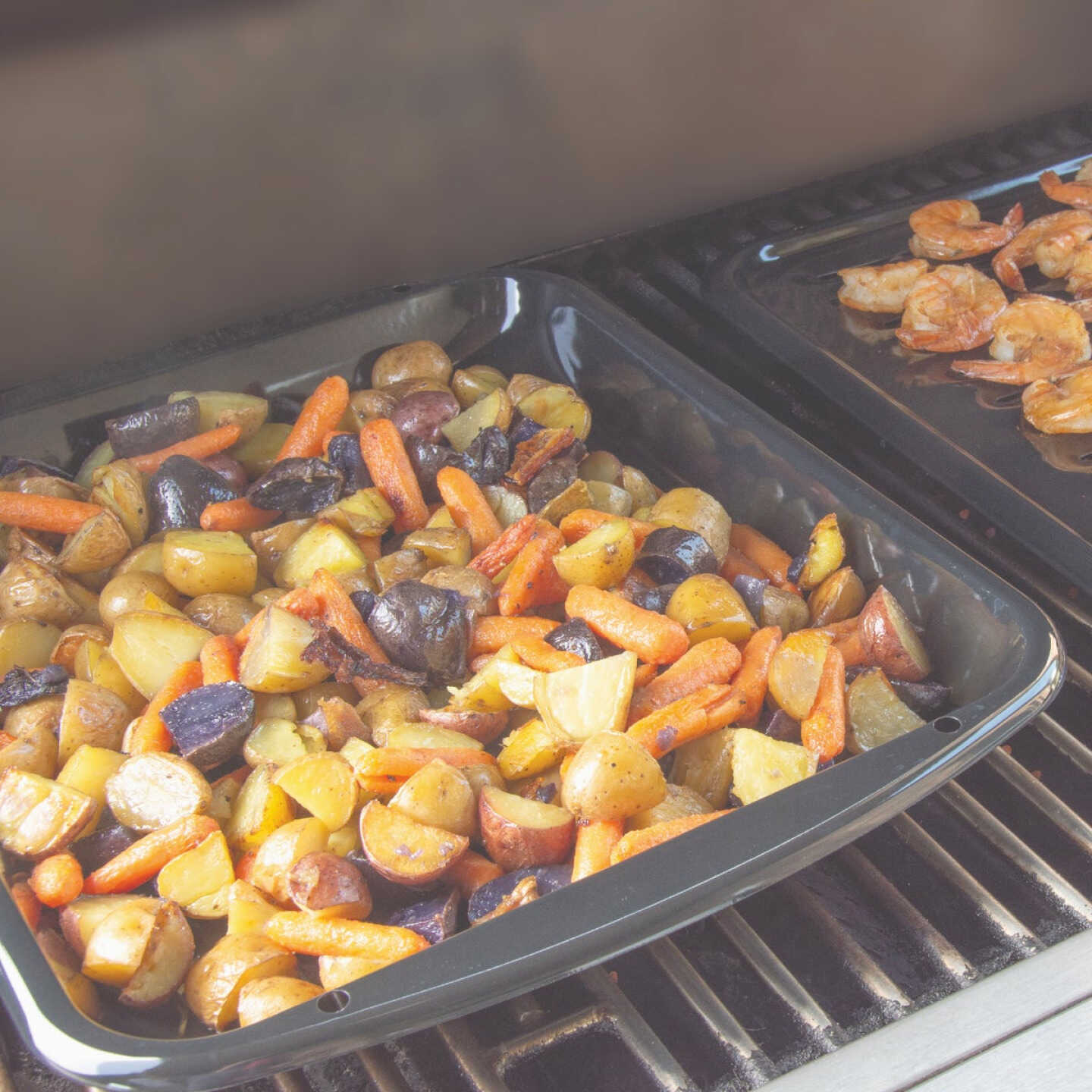 Range Kleen Black Porcelain Air Fry, Bake and Broil Pan Image 6