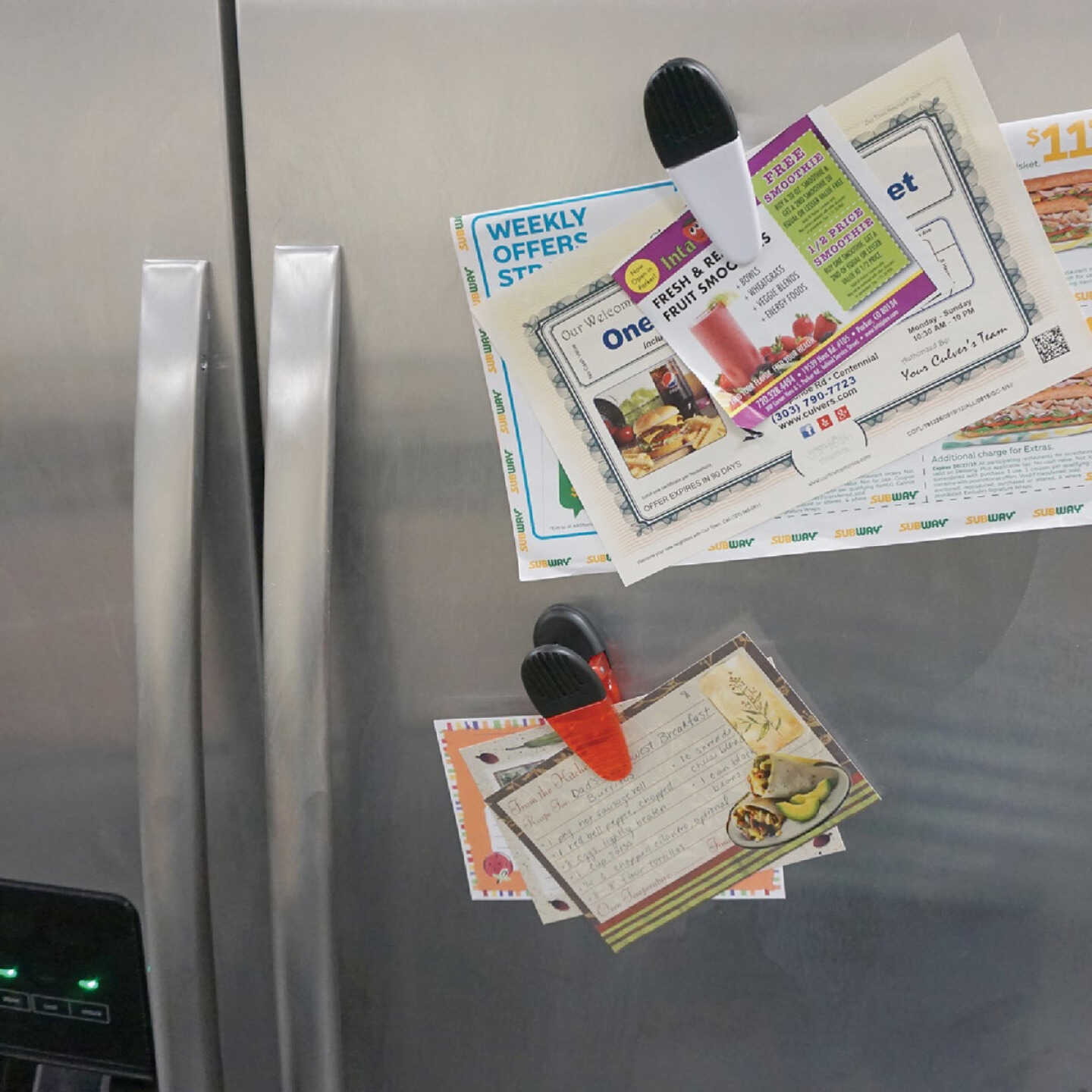 Master Magnetics 3-1/2 In. White Magnetic Clip (2-Pack) Image 4