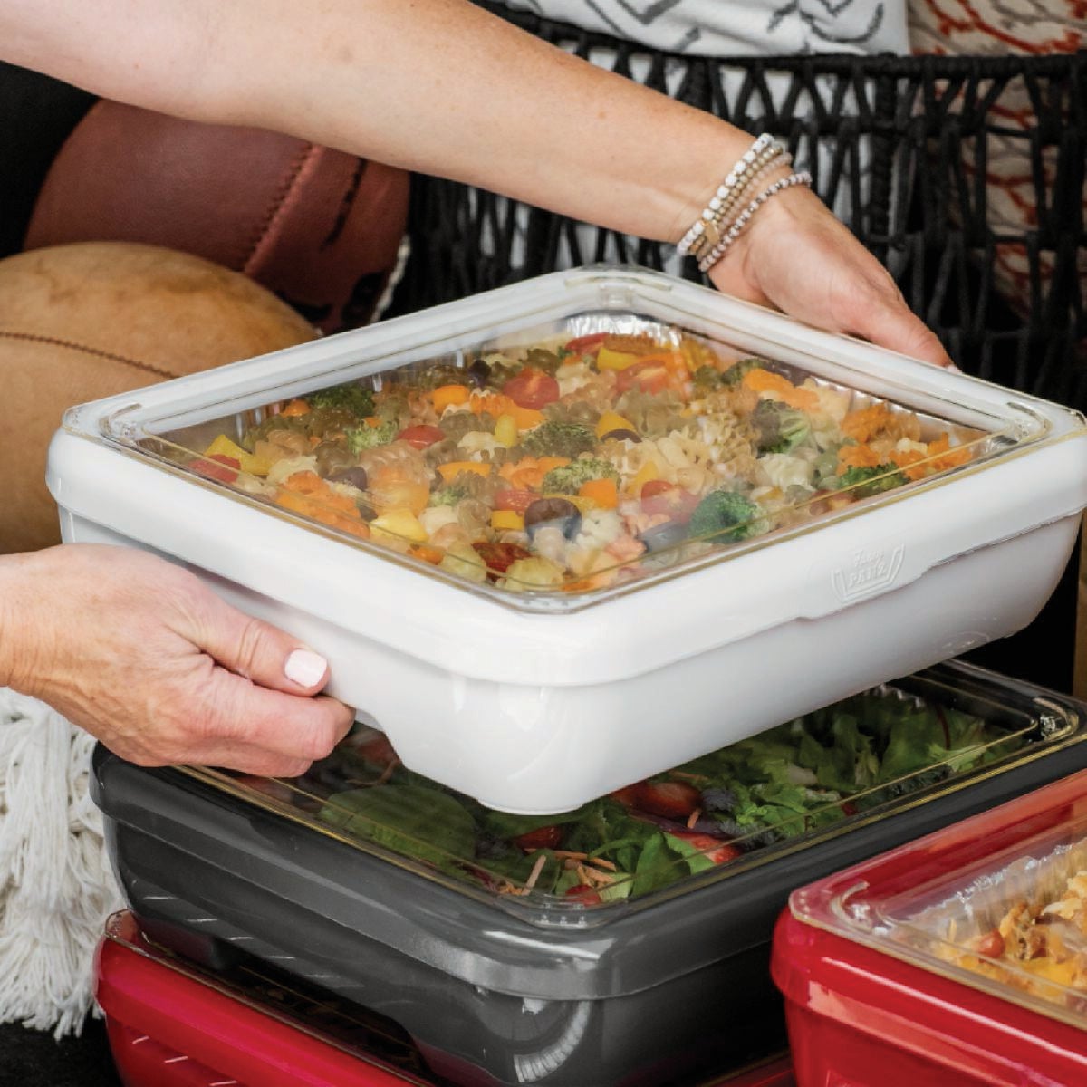 Fancy Panz Classic White Baking Carrier with Foil Pan and Serving Spoon Image 3