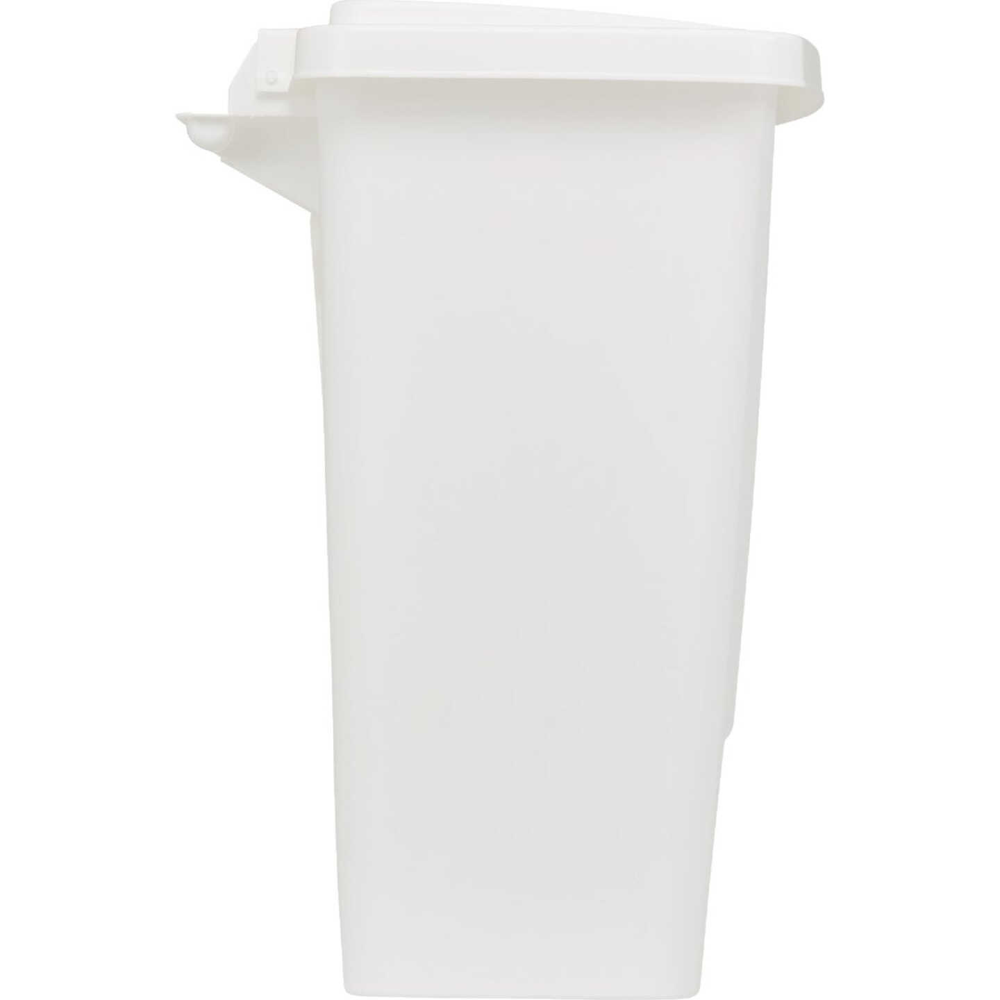 Rubbermaid 8.25 Gal. White Step-On Wastebasket Image 2