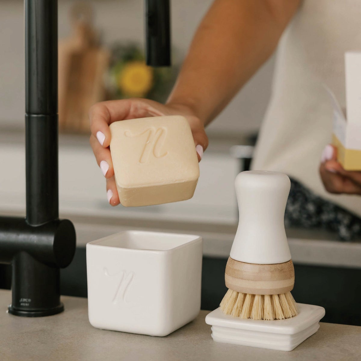 Nellie's Dish Butter Solid Dish Soap Image 2