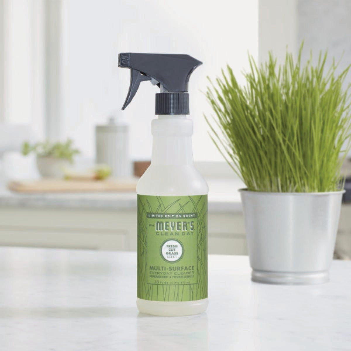 Mrs. Meyer's Clean Day 16 Oz. Fresh Cut Grass Natural All-Purpose Cleaner Image 4