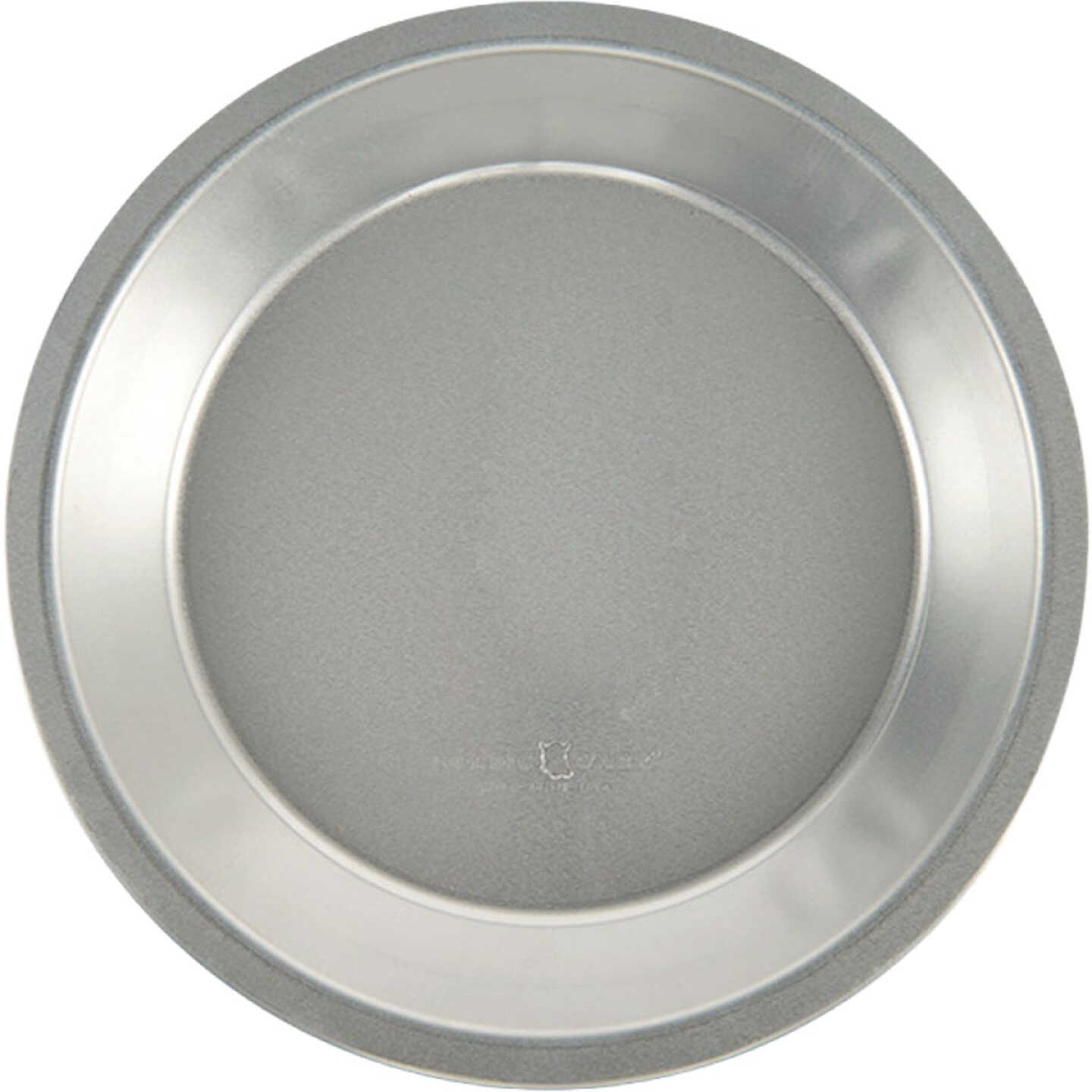 NordicWare Naturals 9 In. Non-Stick Pie Pan Image 4