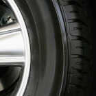 Flex Seal 16 Oz. Trigger Spray Extreme Tire Shine Image 2