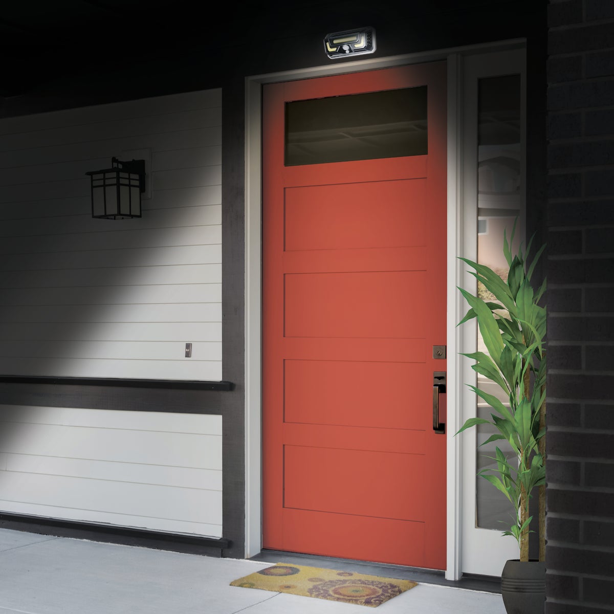 Bell+Howell Bionic Solar Spotlight Image 2