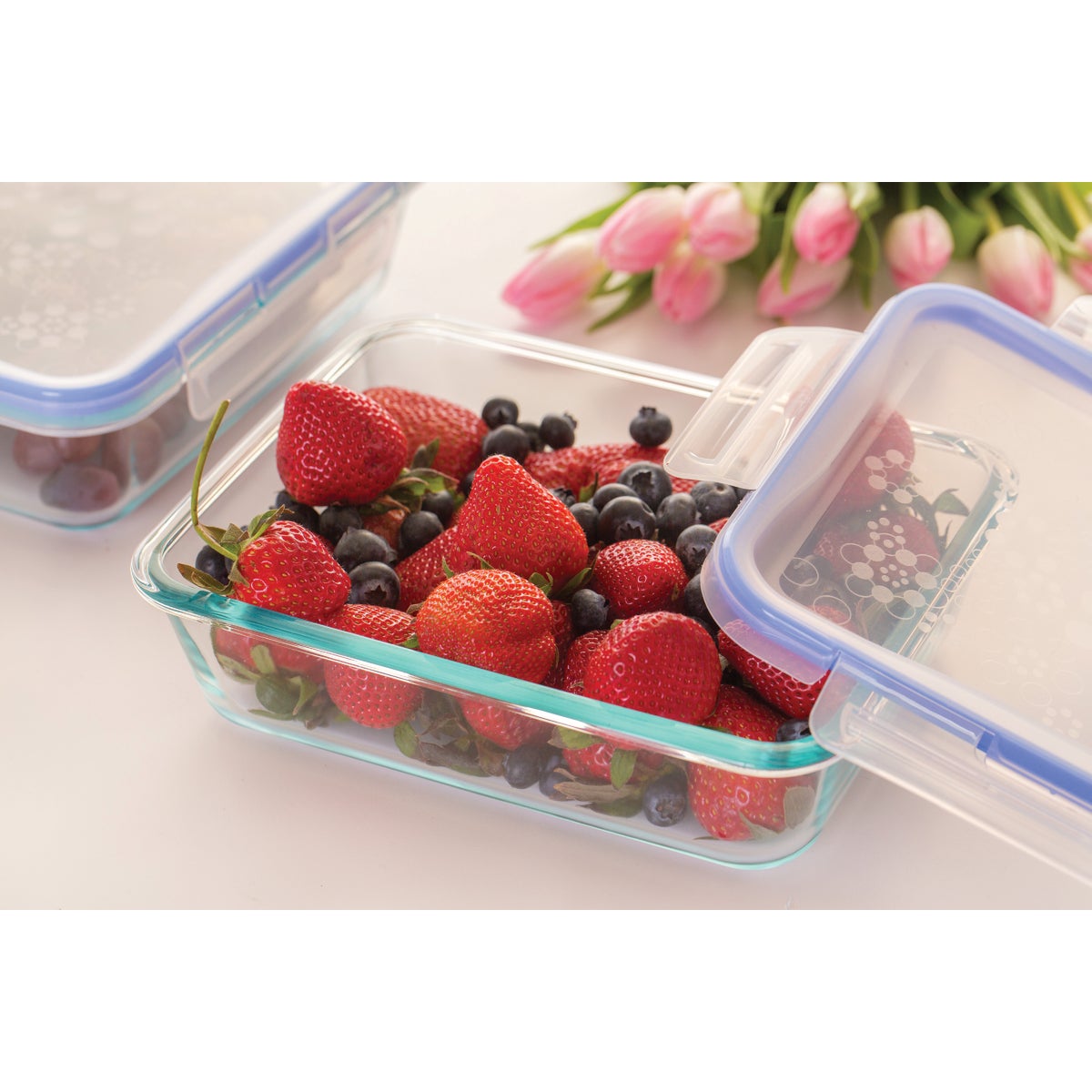 Snapware Total Solution 6-Cup Rectangle Pyrex Glass Storage Container with Lid Image 2