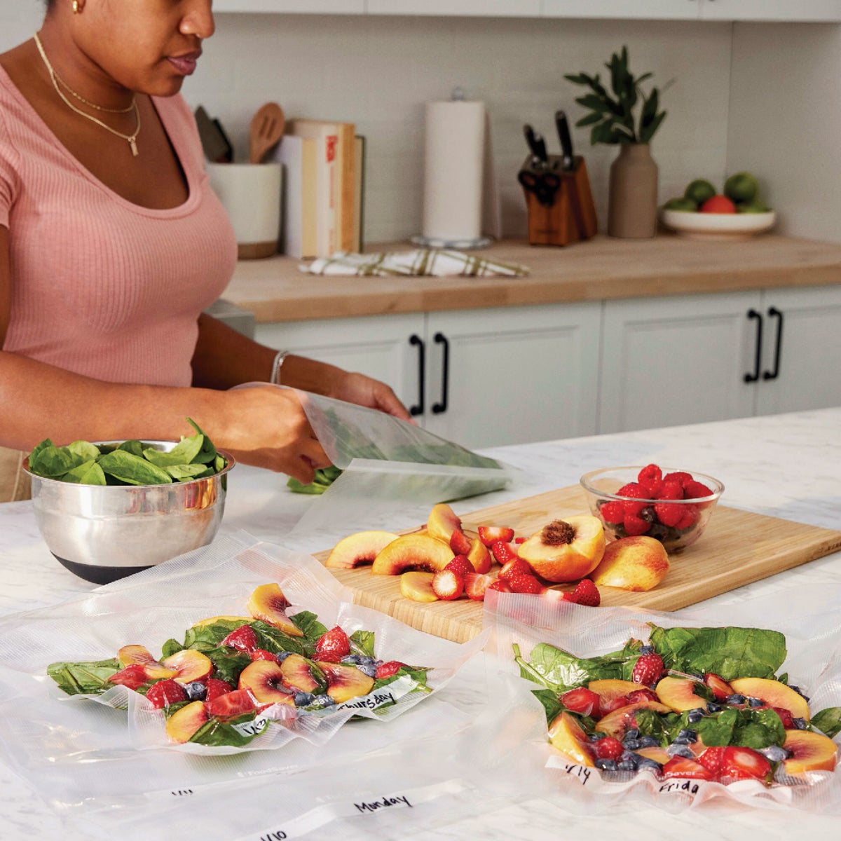 FoodSaver 8 In. x 15 Ft. Vacuum Seal Roll (2-Pack) Image 2