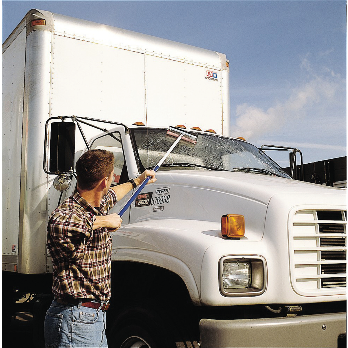 Ettore 7 Ft. L Windshield Squeegee Image 3