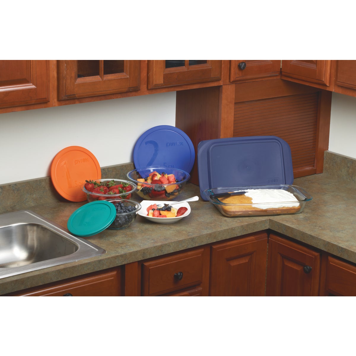 Pyrex Smart Essentials Covered Glass Pyrex Bowl Set (6-Piece) Image 2