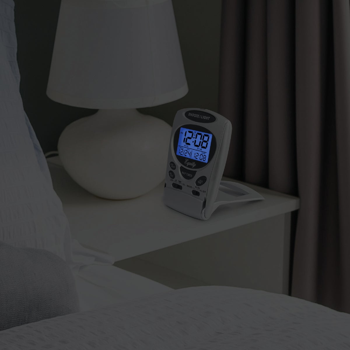 La Crosse Technology Equity LCD Travel Alarm Clock Image 3