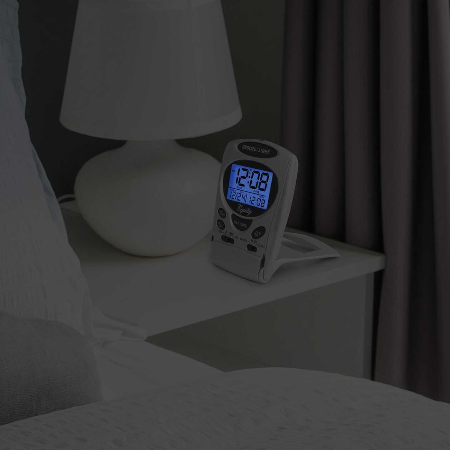 La Crosse Technology Equity LCD Travel Alarm Clock Image 3