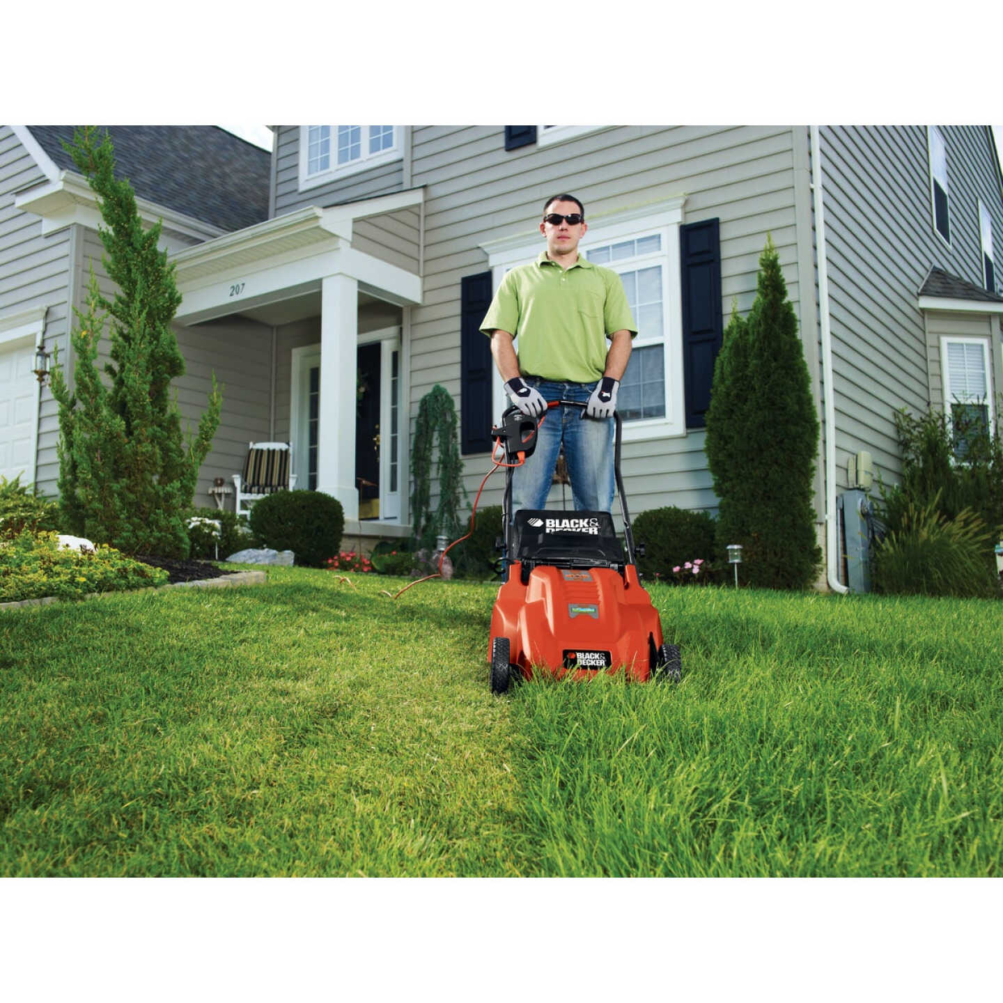 Black+Decker 20 In. 13A Push Electric Lawn Mower Image 6